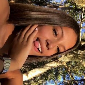 Meet your Posher, Joanielys